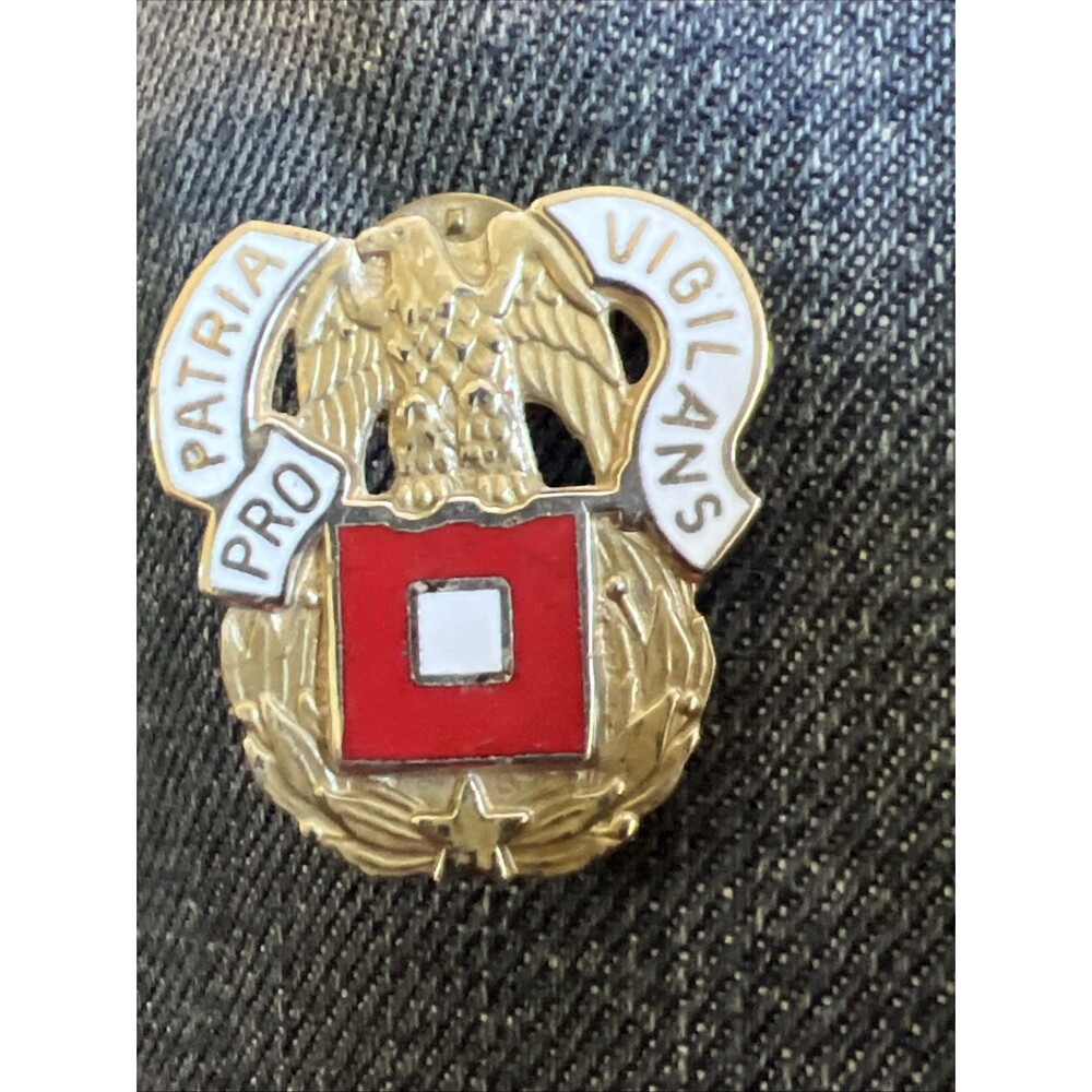 Army Signal Corps Crest DUI Class A Rank Pro Patria Vigilans Military Badge Pin
